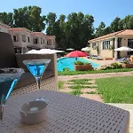 Marina Manna And Club Village Hotell 3*