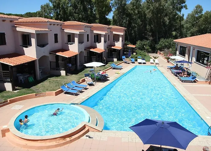 Marina Manna And Club Village Hotel