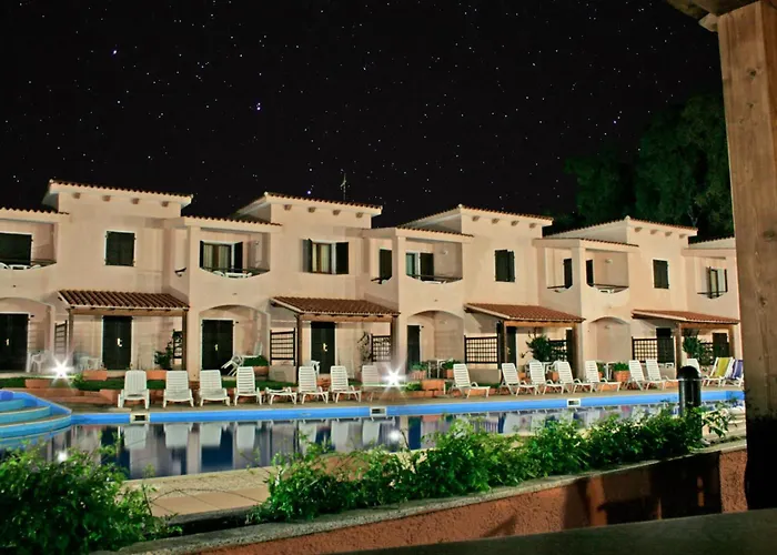 Marina Manna And Club Village Hotel