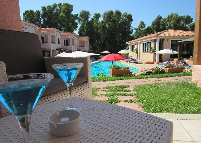 Marina Manna And Club Village Hotel 3*