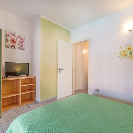 Marina Manna And Club Village 3* فاليدوريا