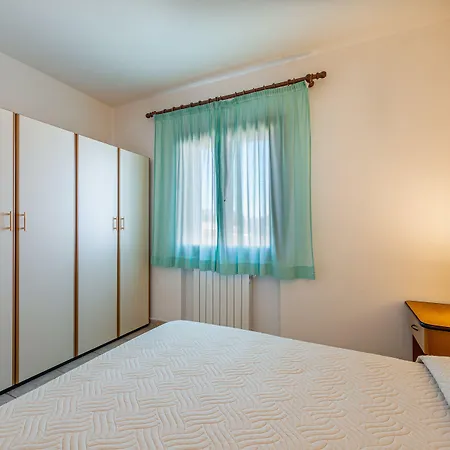 Marina Manna And Club Village Hotel 3*