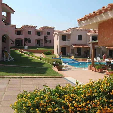 فندق Marina Manna And Club Village 3*