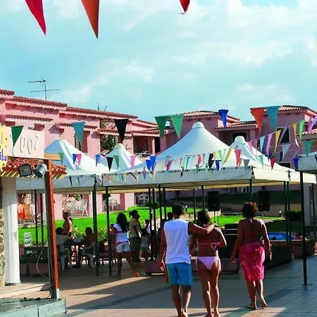 Marina Manna And Club Village