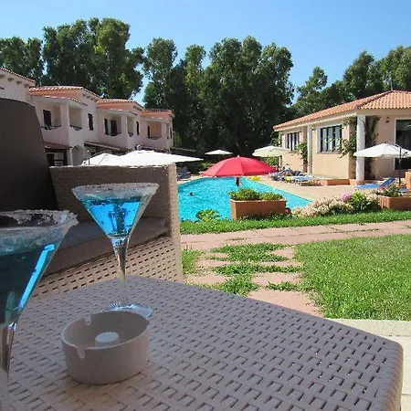 Marina Manna And Club Village Hotel 3*