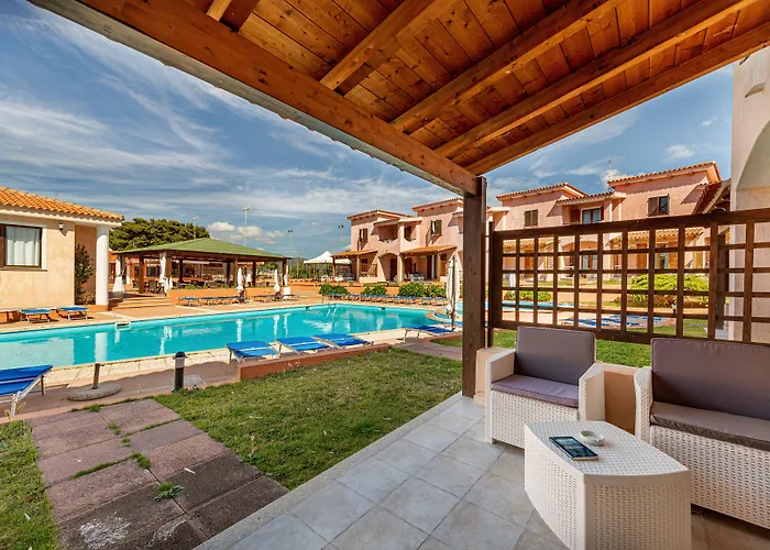 Marina Manna And Club Village Otel 3*