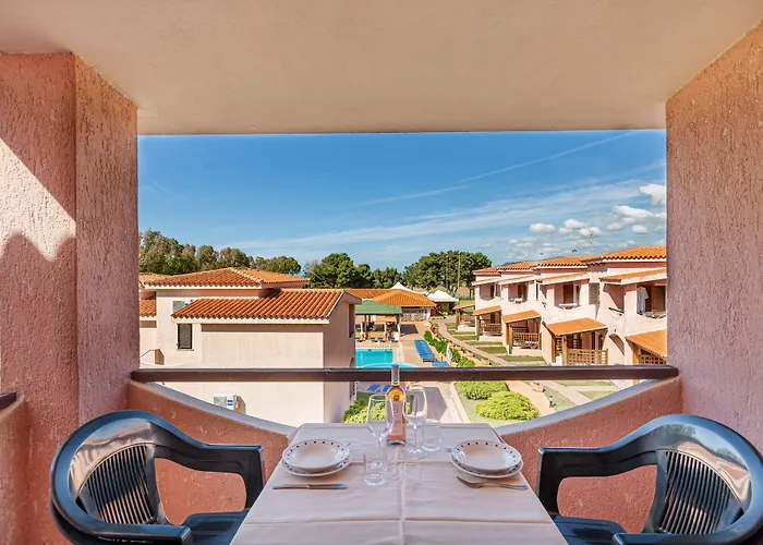 Marina Manna And Club Village Otel 3*